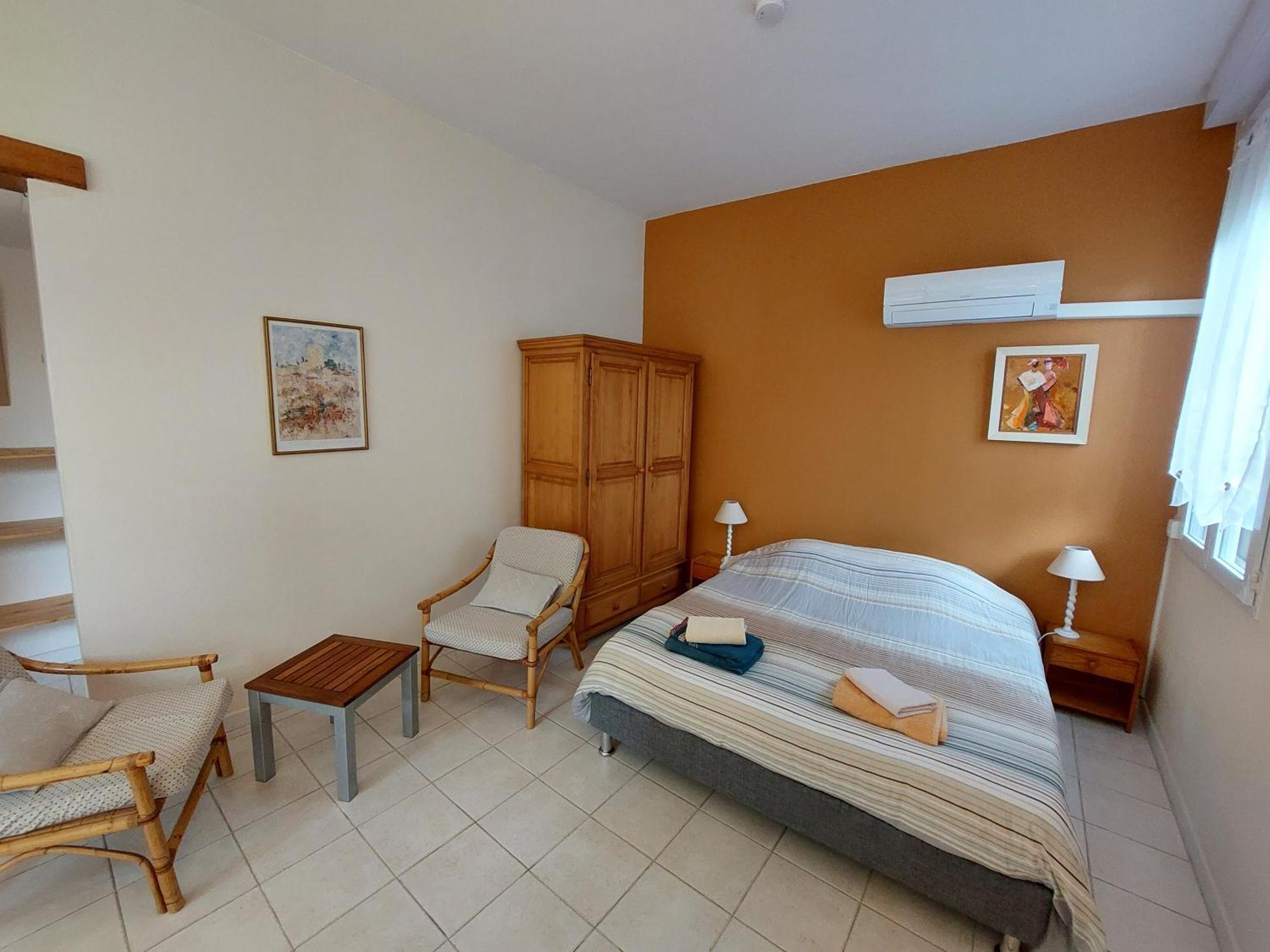 Mas Fontclaire - Sommieres Apartamento Exterior foto